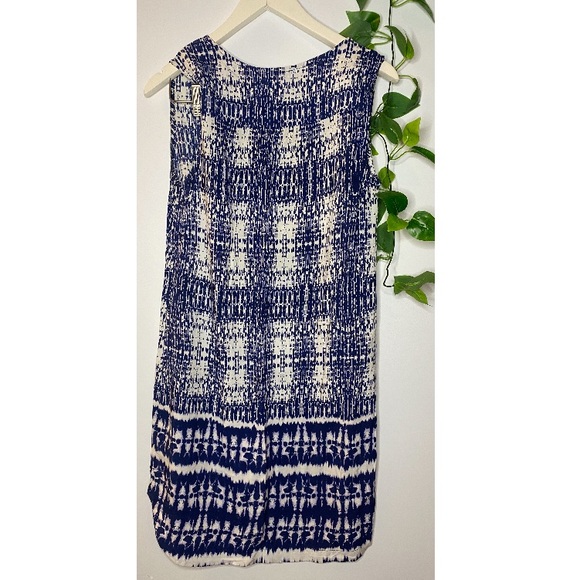 Summer dress - Picture 2 of 2